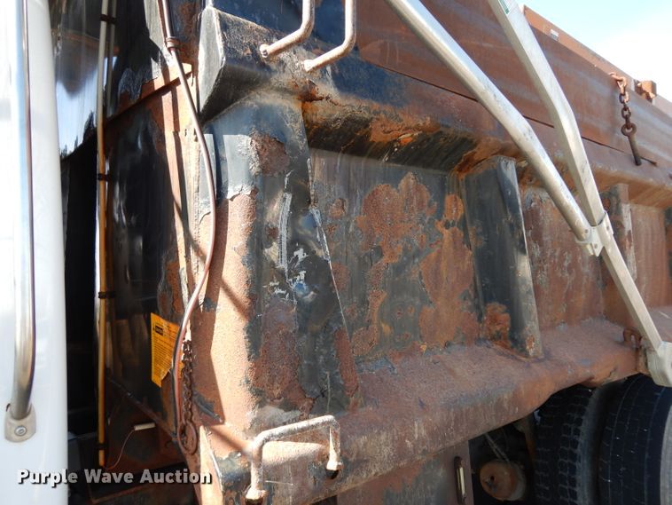 image for item DG6322 2009 Sterling L-Line dump truck