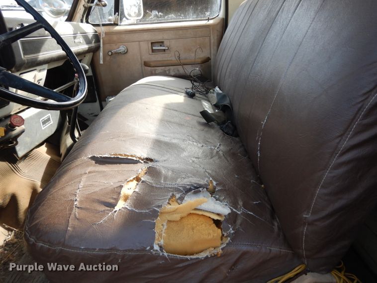 image for item DG6338 1981 GMC TopKick crane truck