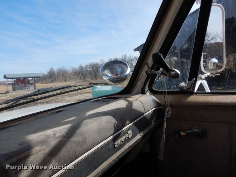 image for item DG6338 1981 GMC TopKick crane truck