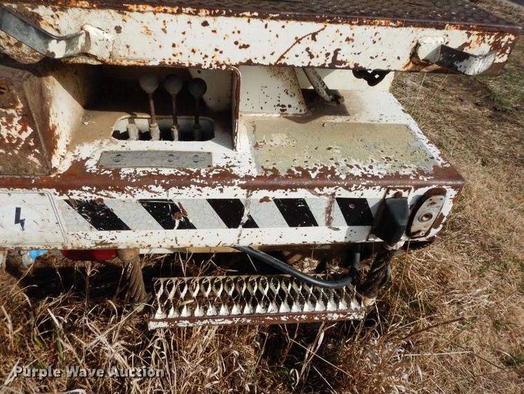 image for item DG6338 1981 GMC TopKick crane truck