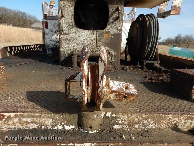 image for item DG6338 1981 GMC TopKick crane truck