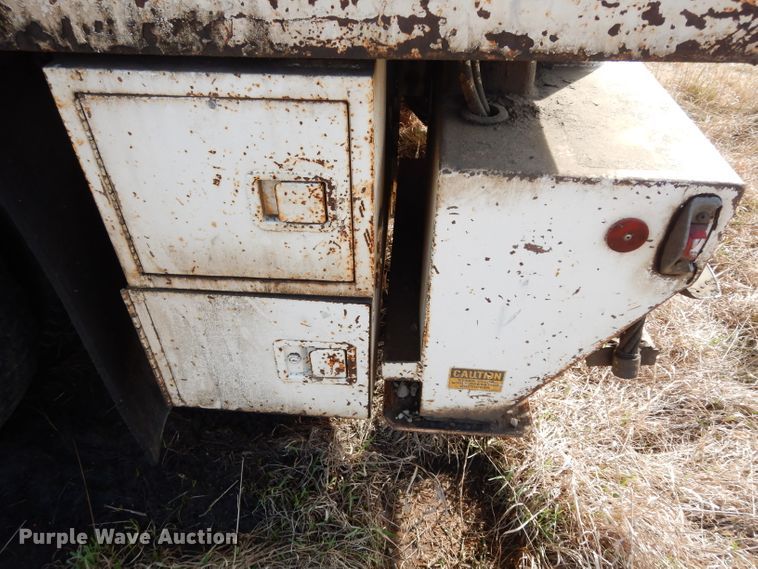 image for item DG6338 1981 GMC TopKick crane truck