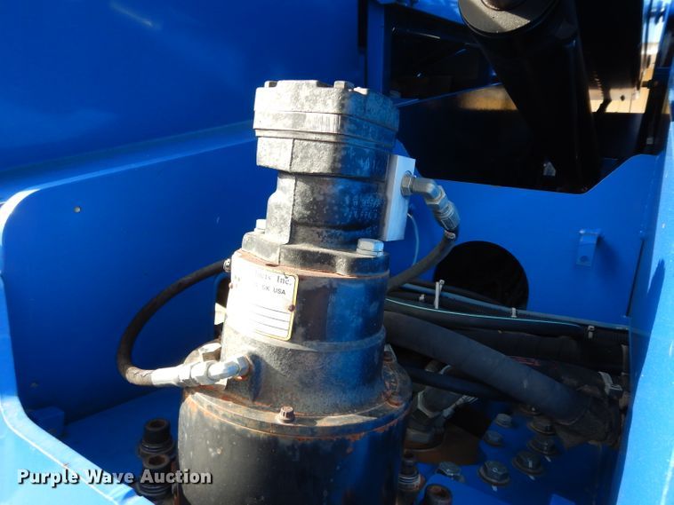 image for item DG6342 2000 Up Right SB60 boom lift