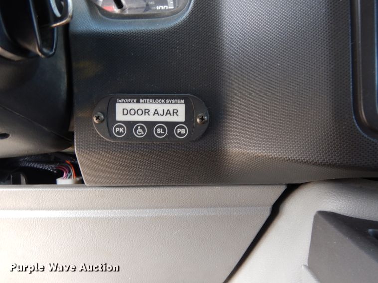 image for item DG6346 2012 Ford E450 Super Duty shuttle bus