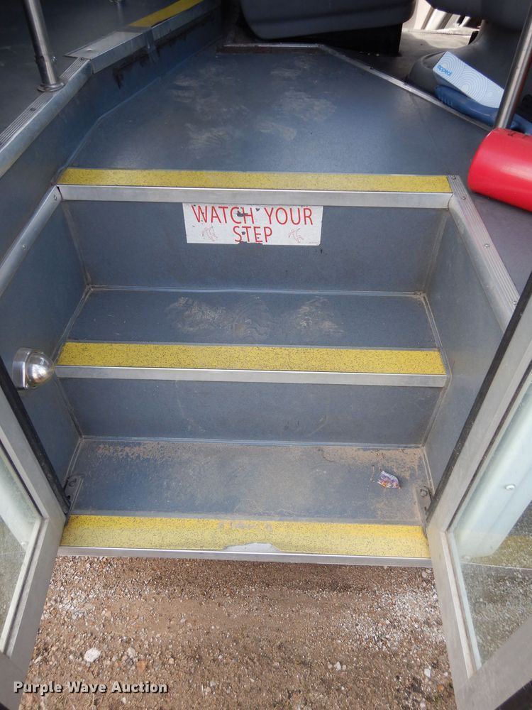 image for item DG6346 2012 Ford E450 Super Duty shuttle bus