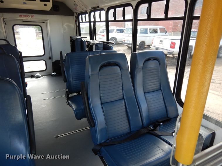 image for item DG6346 2012 Ford E450 Super Duty shuttle bus