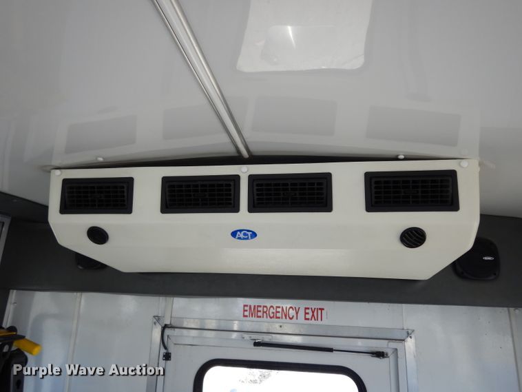 image for item DG6346 2012 Ford E450 Super Duty shuttle bus