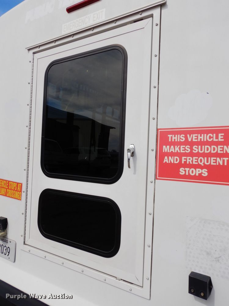 image for item DG6346 2012 Ford E450 Super Duty shuttle bus