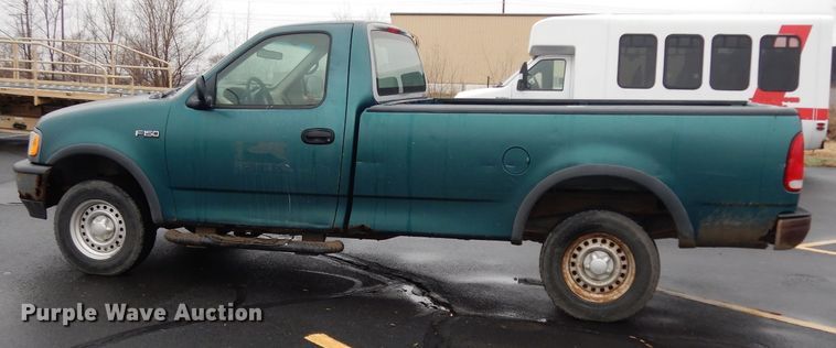 image for item DG6352 1998 Ford F150 pickup truck
