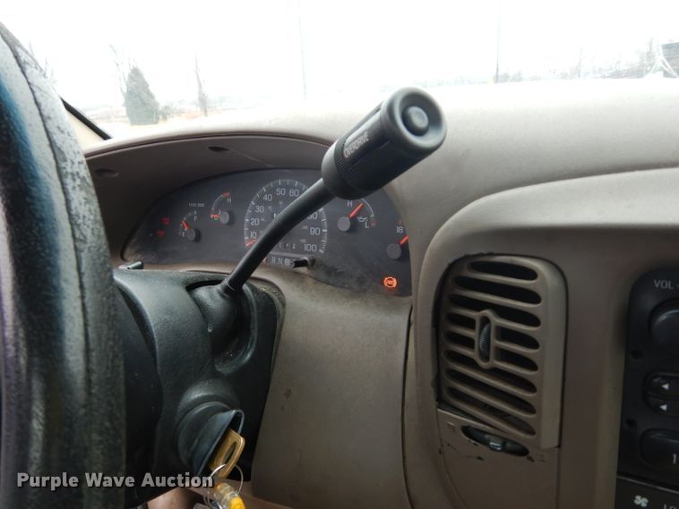 image for item DG6352 1998 Ford F150 pickup truck