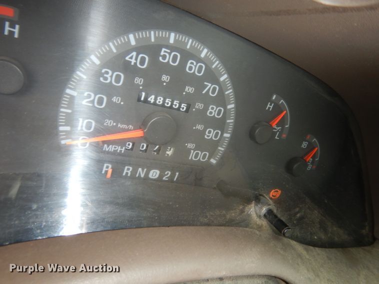 image for item DG6352 1998 Ford F150 pickup truck