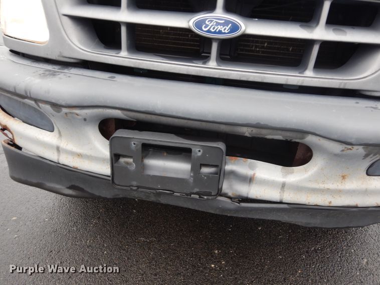 image for item DG6352 1998 Ford F150 pickup truck