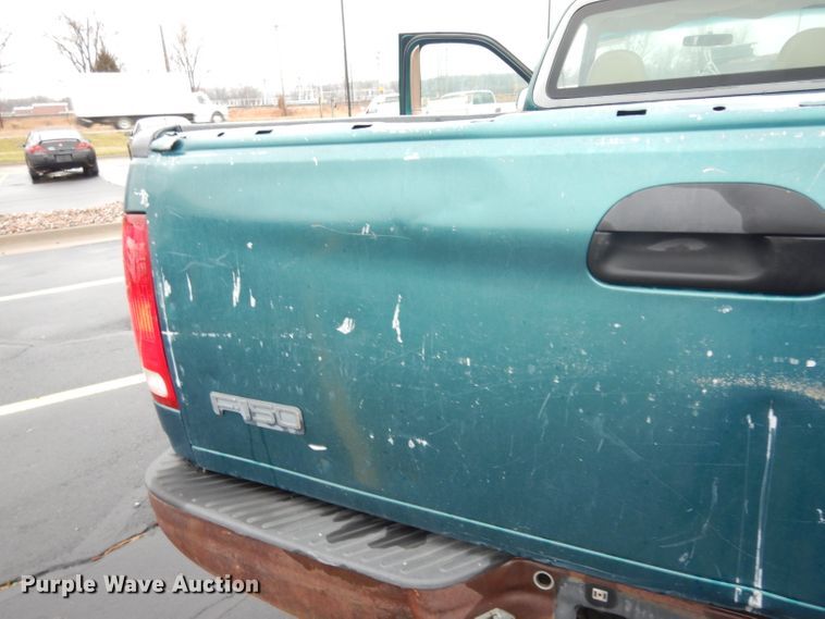 image for item DG6352 1998 Ford F150 pickup truck