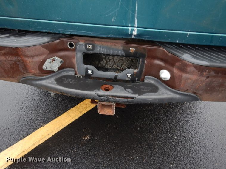 image for item DG6352 1998 Ford F150 pickup truck