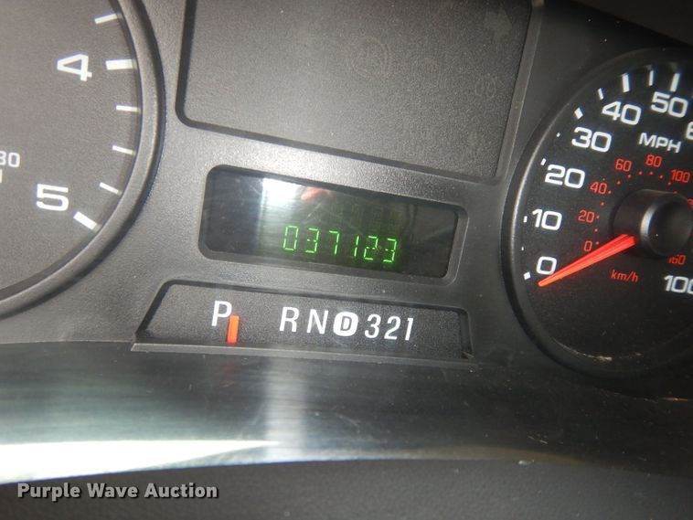 image for item DG6357 2006 Ford F450 Super Duty XL Crew Cab flatbed truck