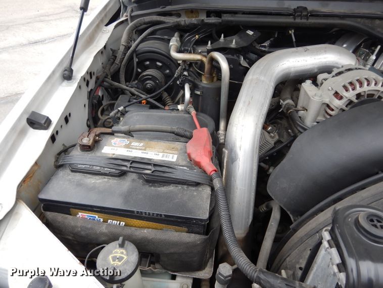 image for item DG6357 2006 Ford F450 Super Duty XL Crew Cab flatbed truck