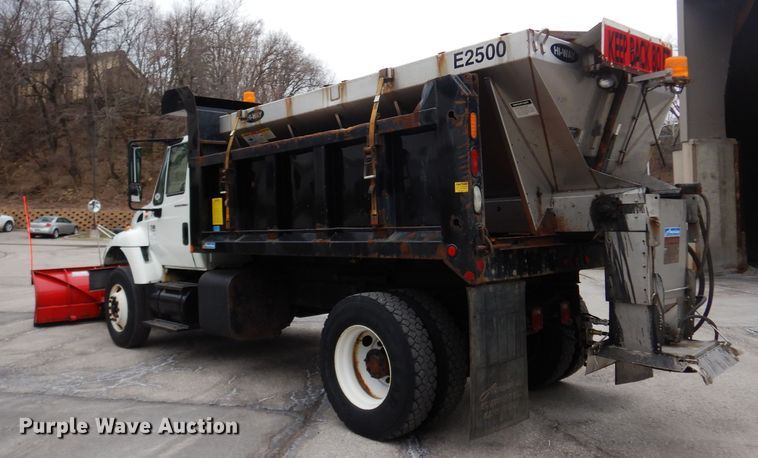 image for item DG6358 2007 International 7300 dump truck