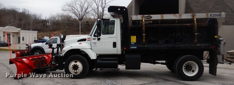 image for item DG6358 2007 International 7300 dump truck