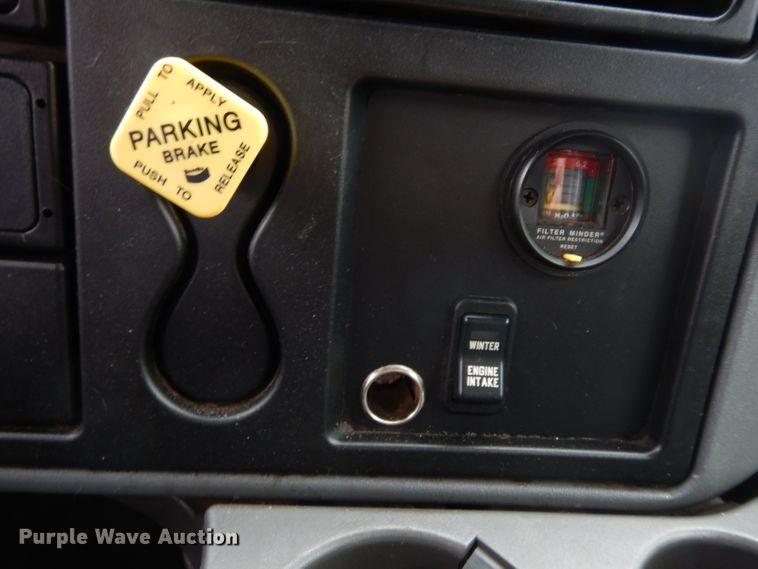 image for item DG6358 2007 International 7300 dump truck