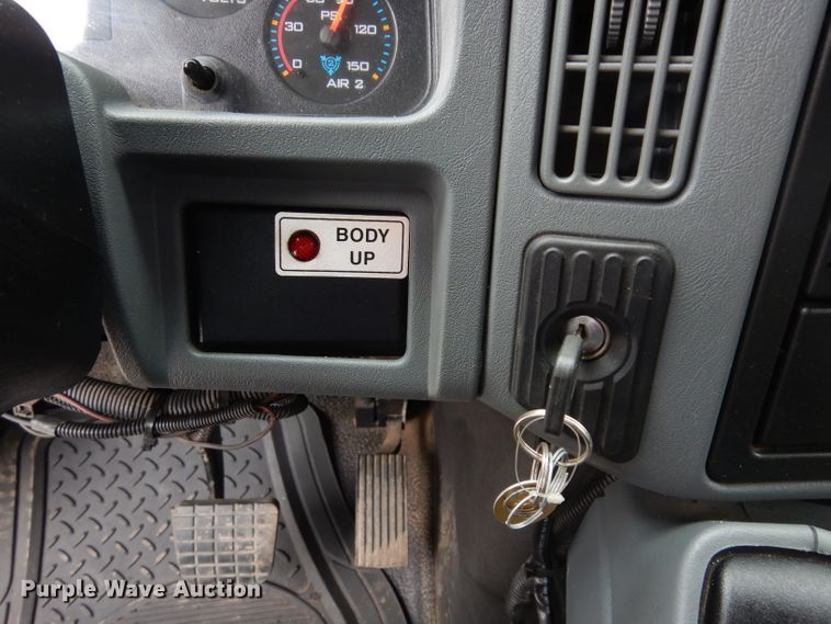 image for item DG6358 2007 International 7300 dump truck