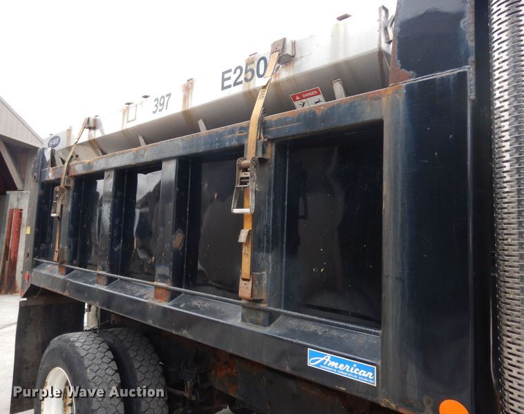 image for item DG6358 2007 International 7300 dump truck