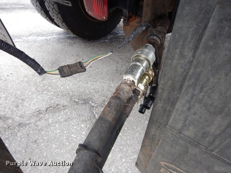 image for item DG6358 2007 International 7300 dump truck