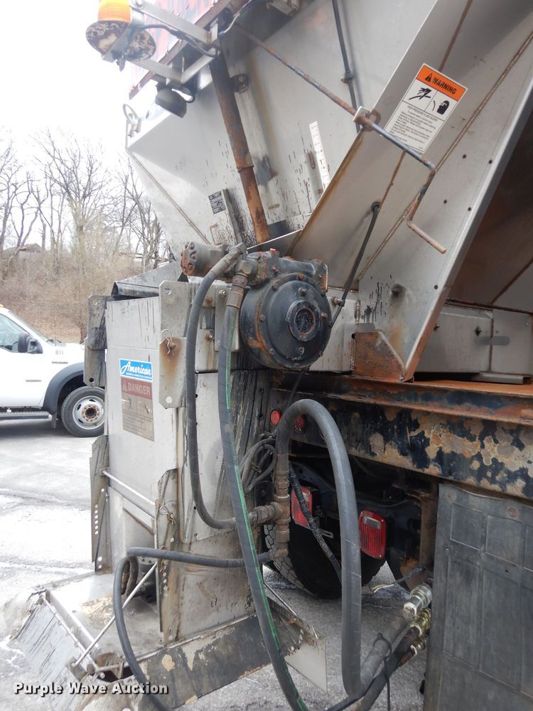 image for item DG6358 2007 International 7300 dump truck