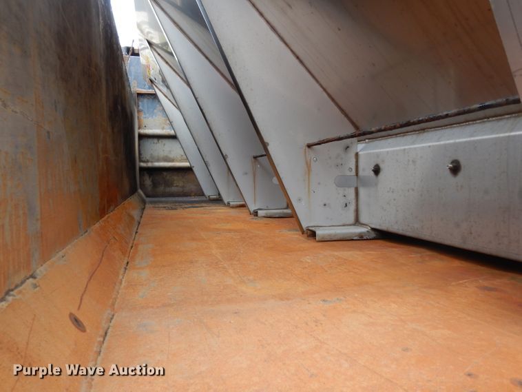 image for item DG6358 2007 International 7300 dump truck