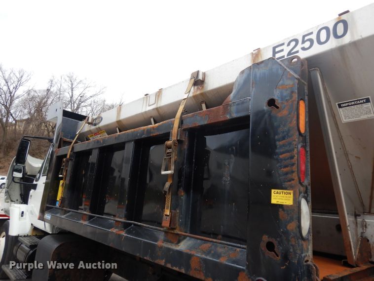 image for item DG6358 2007 International 7300 dump truck