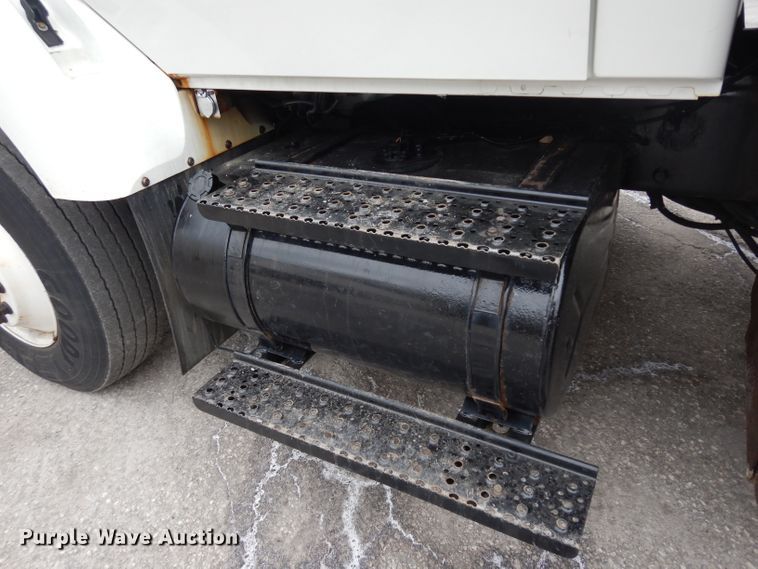 image for item DG6358 2007 International 7300 dump truck