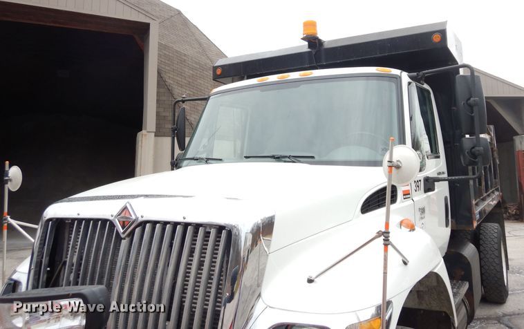 image for item DG6358 2007 International 7300 dump truck