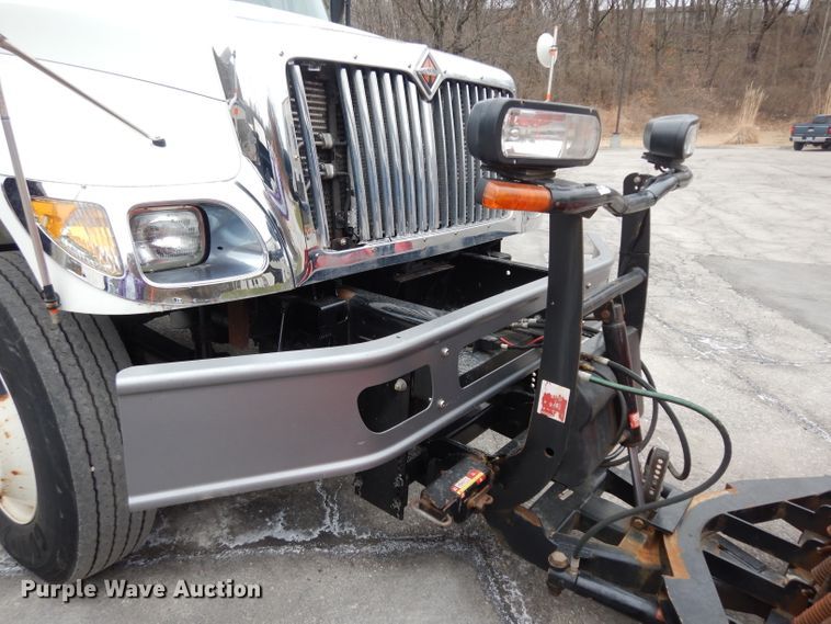 image for item DG6358 2007 International 7300 dump truck