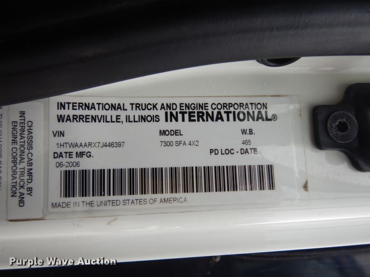 image for item DG6358 2007 International 7300 dump truck