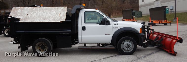 image for item DG6359 2007 Ford F450 Super Duty XL dump truck