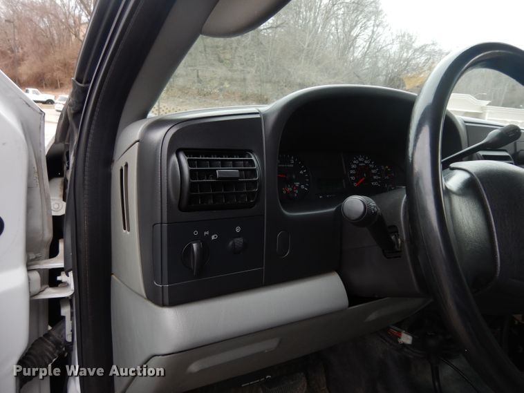 image for item DG6359 2007 Ford F450 Super Duty XL dump truck