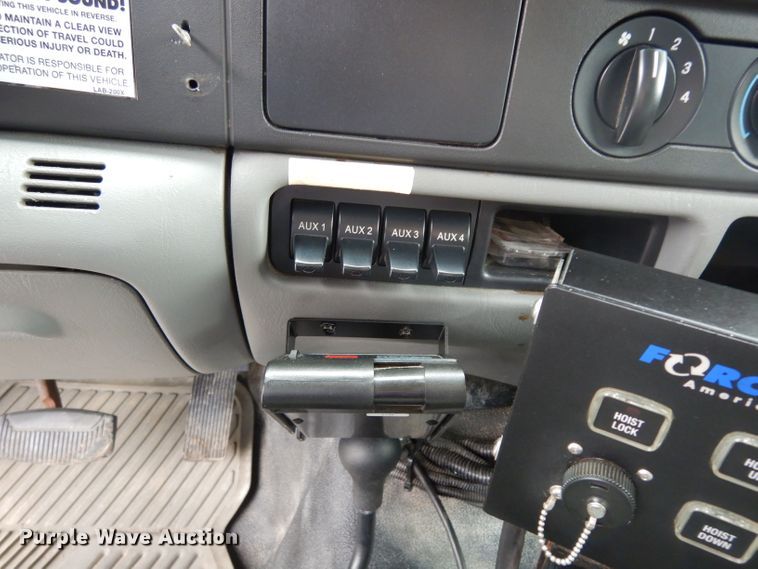 image for item DG6359 2007 Ford F450 Super Duty XL dump truck