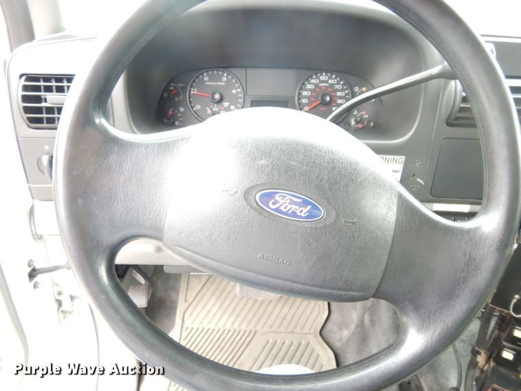 image for item DG6359 2007 Ford F450 Super Duty XL dump truck