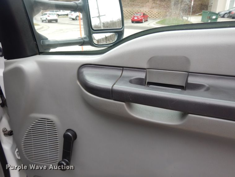 image for item DG6359 2007 Ford F450 Super Duty XL dump truck