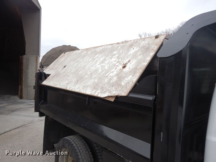 image for item DG6359 2007 Ford F450 Super Duty XL dump truck