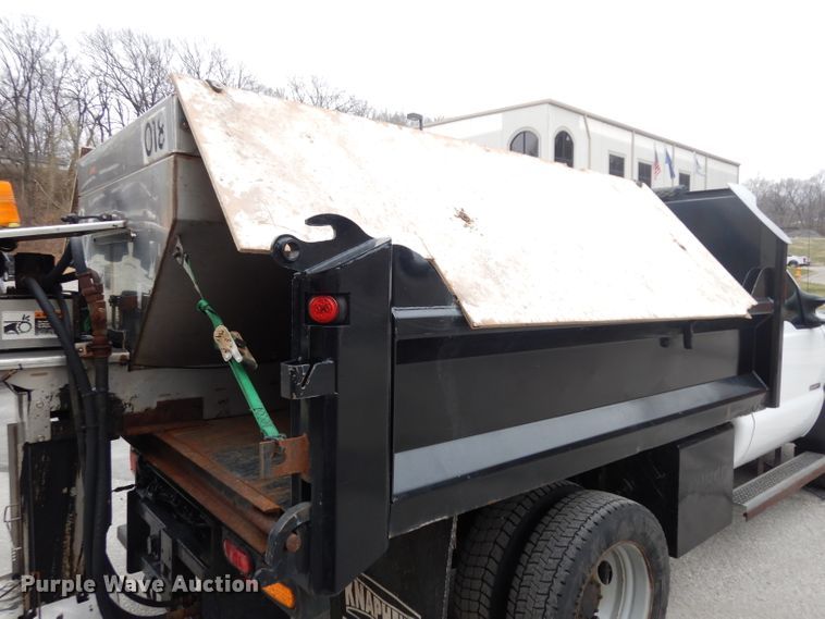 image for item DG6359 2007 Ford F450 Super Duty XL dump truck