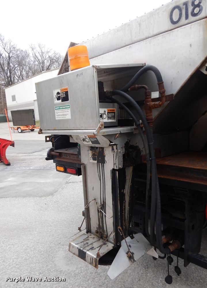 image for item DG6359 2007 Ford F450 Super Duty XL dump truck