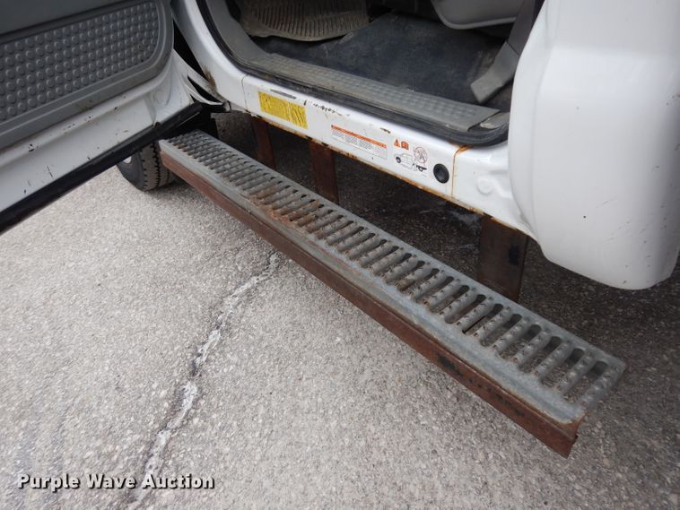 image for item DG6359 2007 Ford F450 Super Duty XL dump truck