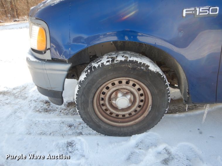 image for item DH6328 1997 Ford F150 pickup truck