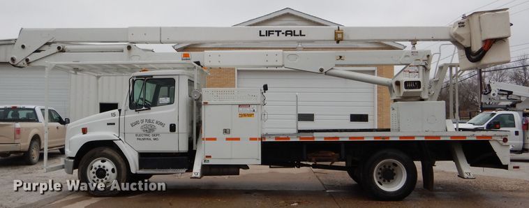 image for item DH6477 2000 Freightliner FL70 bucket truck