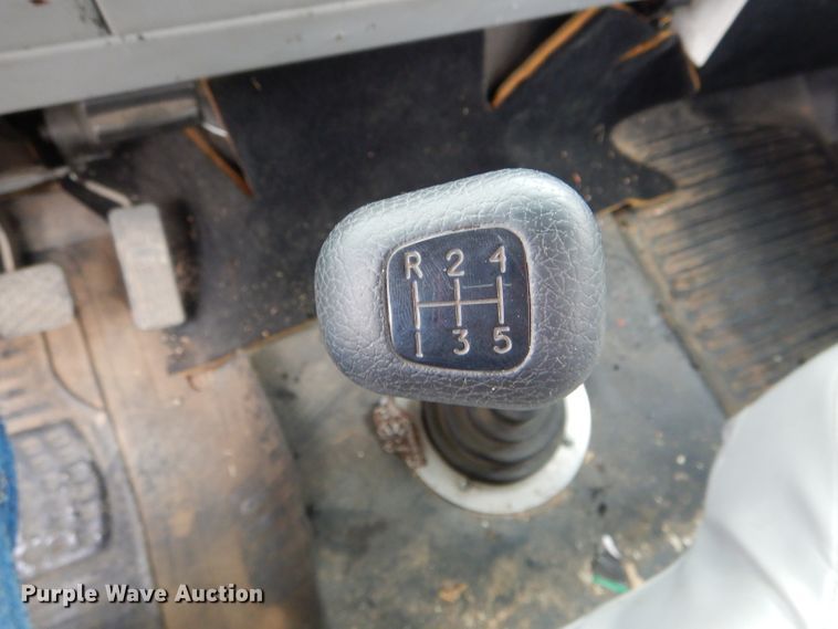 image for item DH6477 2000 Freightliner FL70 bucket truck