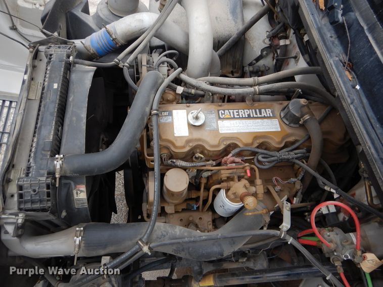 image for item DH6477 2000 Freightliner FL70 bucket truck