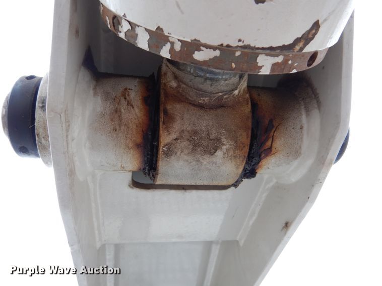 image for item DH6477 2000 Freightliner FL70 bucket truck