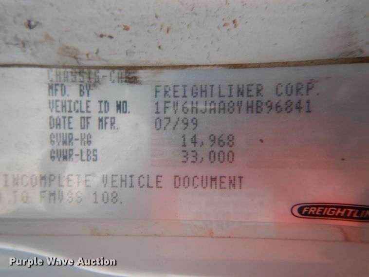 image for item DH6477 2000 Freightliner FL70 bucket truck