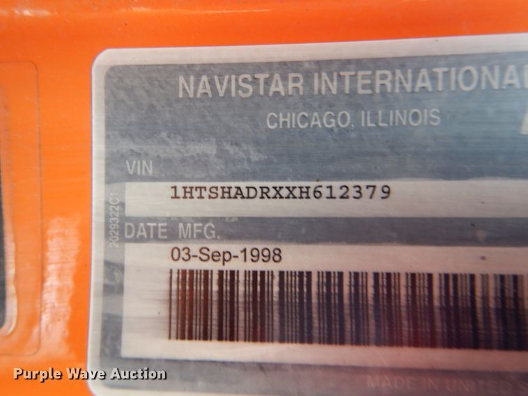 image for item DH6486 1999 International 4900 dump truck