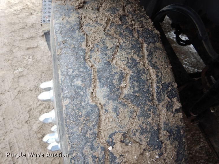 image for item DH6487 2007 Volvo VNL semi truck